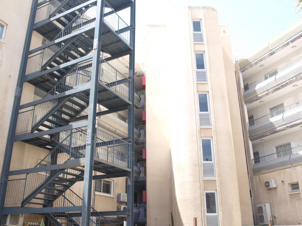 Attic City Apartments Larnaca Dış mekan fotoğraf